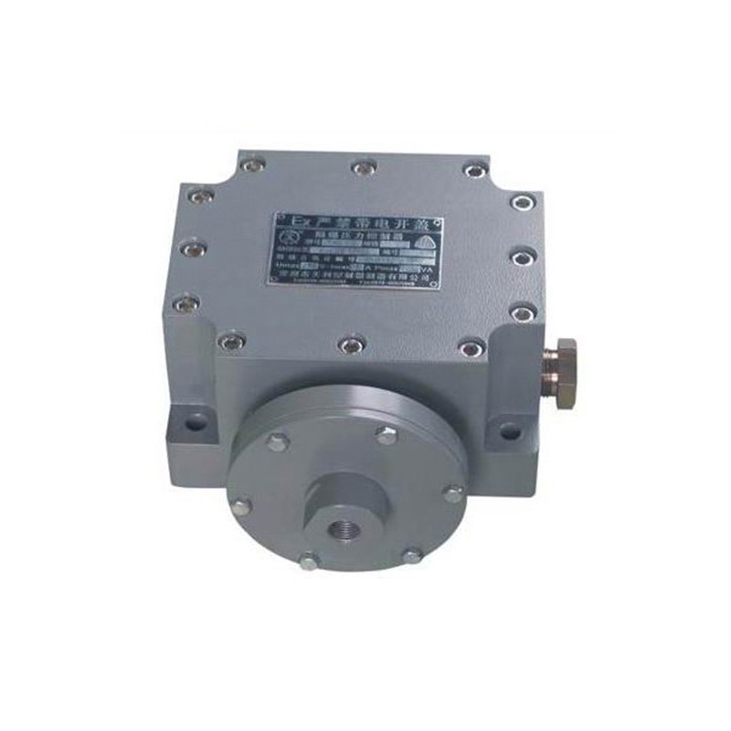 TXK-102隔爆微压控制器